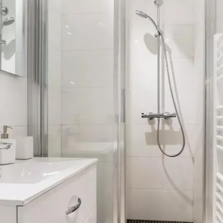 Superbe Louvre Richelieu *