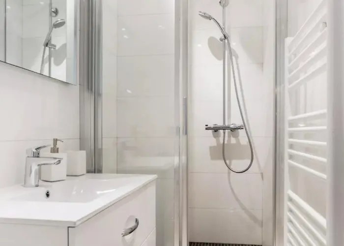 Superbe Louvre Richelieu *